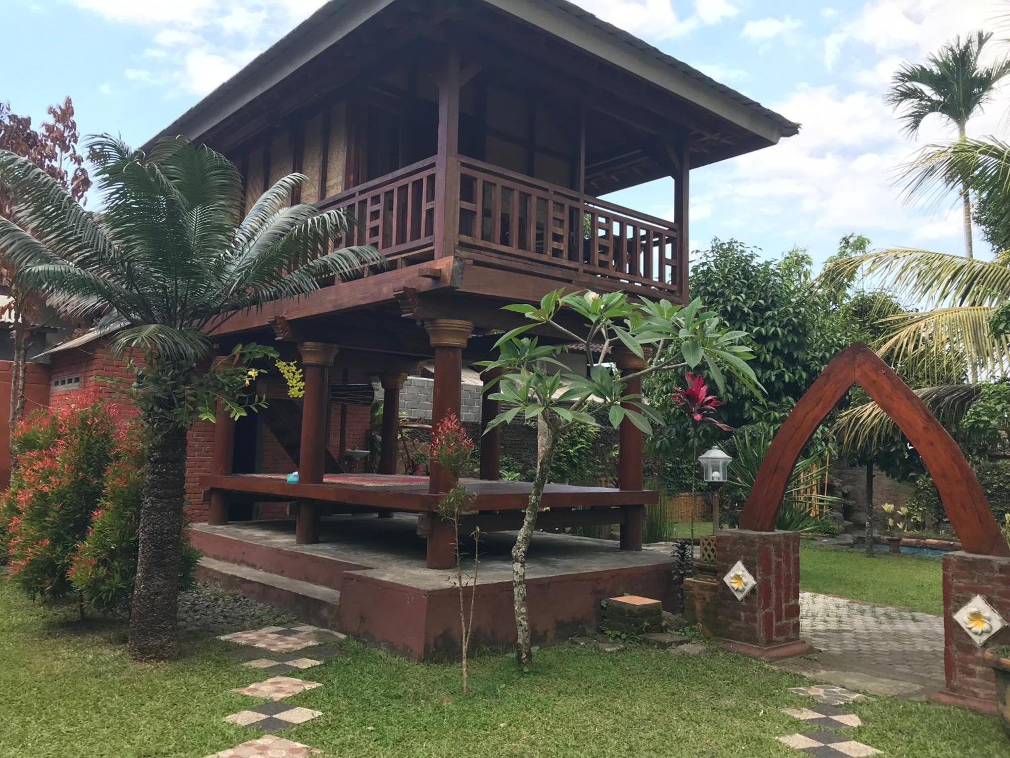 Bello Ethnic Bungalow & Resto 테테바투 외부 사진