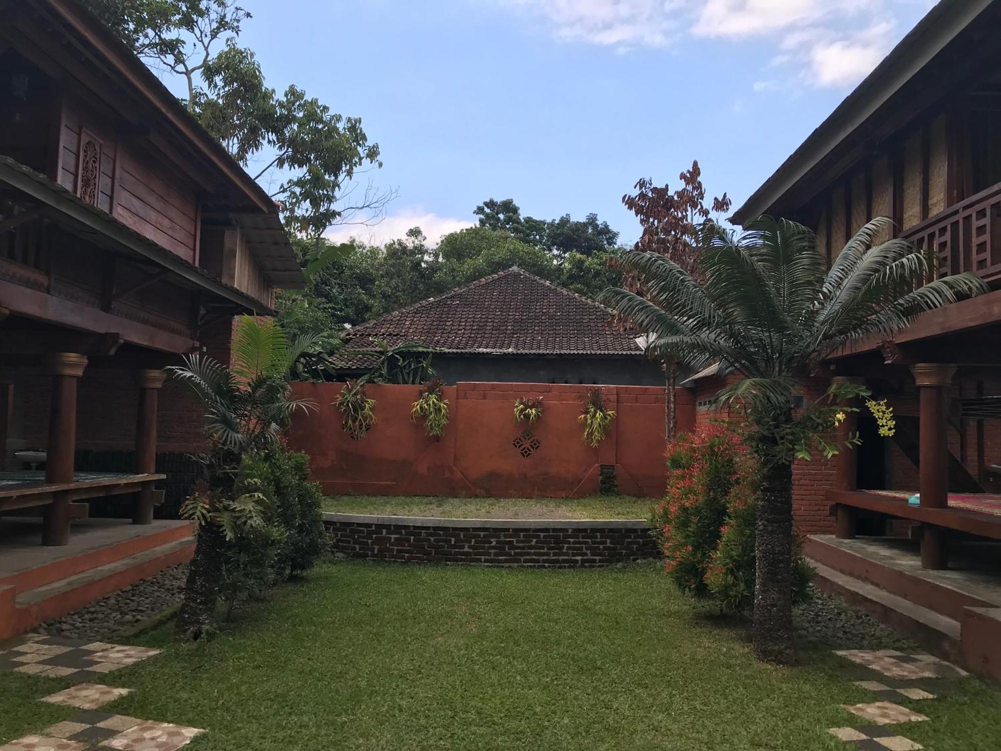 Bello Ethnic Bungalow & Resto 테테바투 외부 사진